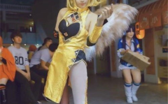 王者荣耀穿泳衣 小姐姐,夏日风情引粉丝热议