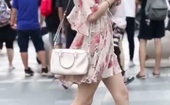 街拍小姐姐眉目如画图片,街拍小姐姐展现都市时尚风采